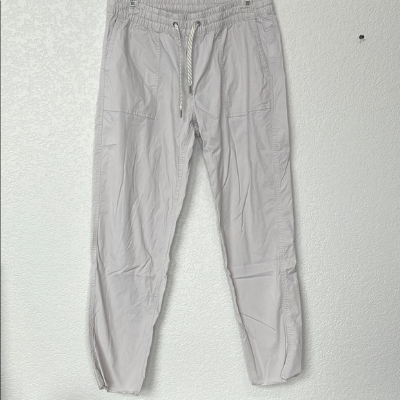 Vuori Jogger Pant size Medium - Picture 1 of 11